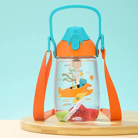 Kinder Wasserflasche mit verschiedenen Design mit Strohhalm