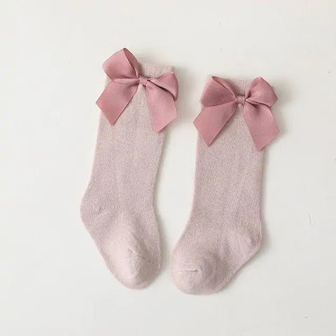 Socken im spanischen Stil für Kleinkinder