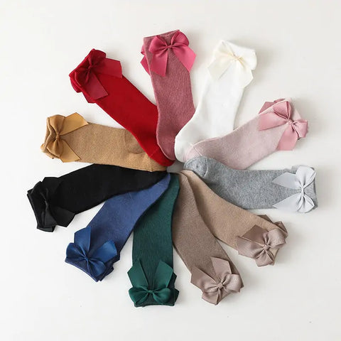 Socken im spanischen Stil für Kleinkinder