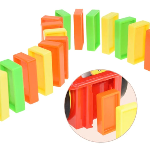 Zug-Spielzeugset mit Domino