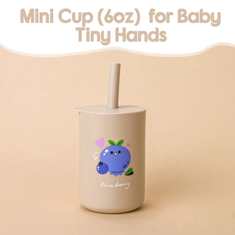 Baby-Fütterungsbecher mit Strohhalm