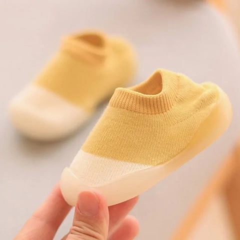 Baby-Erstlingsschuhe