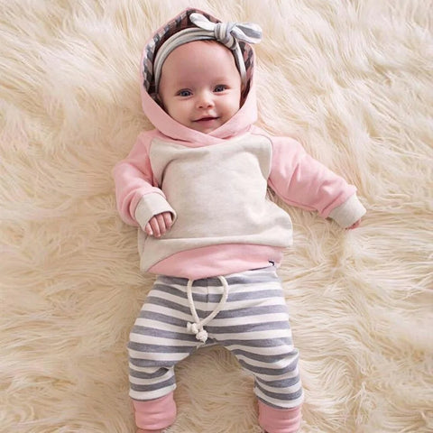 3-teiliges Kleinkind-Outfit