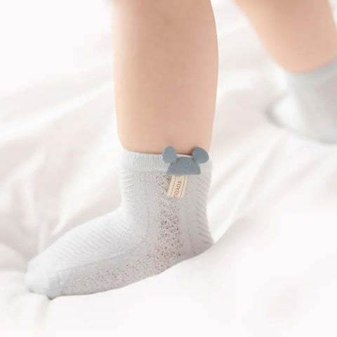 Dünne Babysocken für Babys
