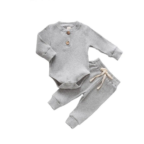 Herbstkleidung für Babys aus Baumwolle