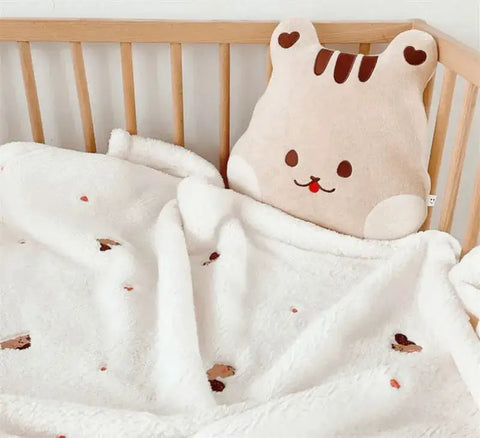Weiche Flanell-Babydecke für Neugeborene