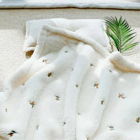 Weiche Flanell-Babydecke für Neugeborene