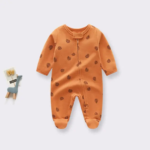 Gestrickter Jumpsuit mit Füßen für Neugeborene