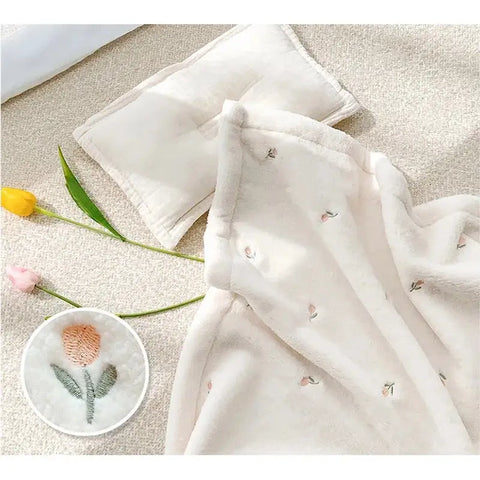 Weiche Flanell-Babydecke für Neugeborene