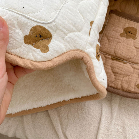 Warmer gesteppter Baumwollmantel mit Bärenmotiv für Baby