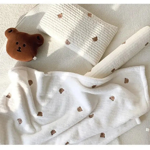 Weiche Flanell-Babydecke für Neugeborene