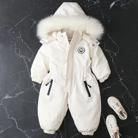 Dicker, warmer Winteroverall für Kleinkinder